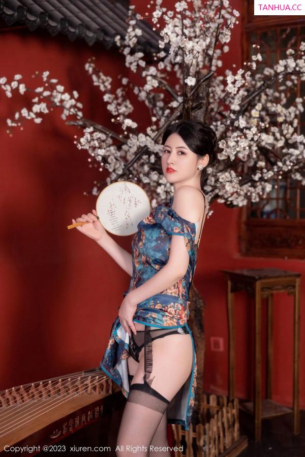 陈诗诗 诗诗 [XiuRen]高清写真图 2023.07.10 No.7051 诗诗kiki 旗袍黑丝第24张图片